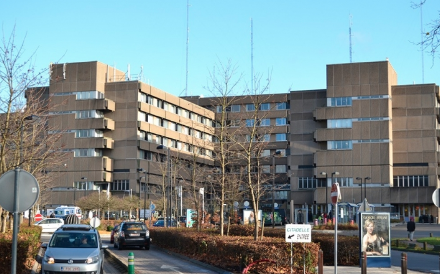 Délégation d’actes infirmiers à du personnel non-qualifié : le PTB Liège insiste pour que le débat ait lieu au conseil communal, concernant le CHR